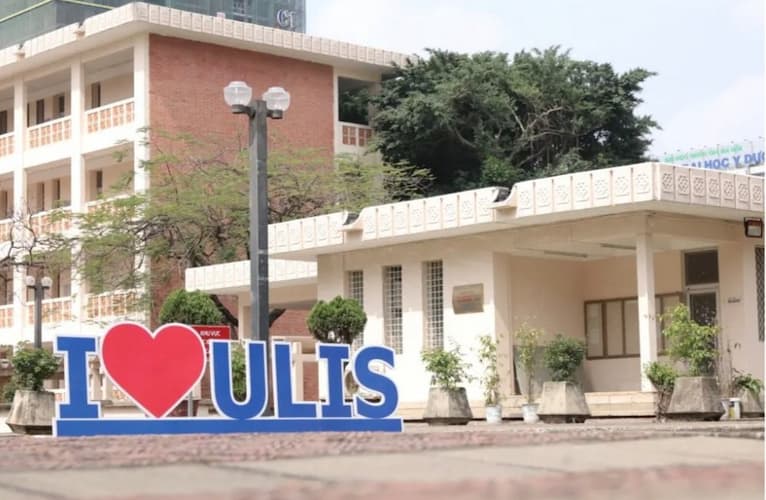 ULIS - nơi ươm mầm cử nhân ngôn ngữ anh hàng đầu cả nước (ảnh: internet).
